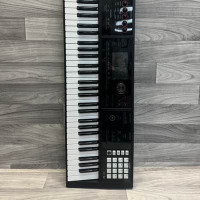 Roland FA-06 61-Key Music Workstation 2014 - Present - Black