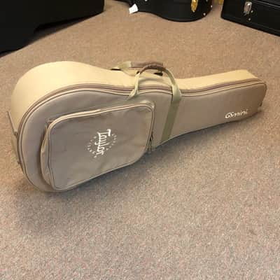 Taylor GS Mini Acoustic Guitar Gig Bag (with shoulder straps) image 2