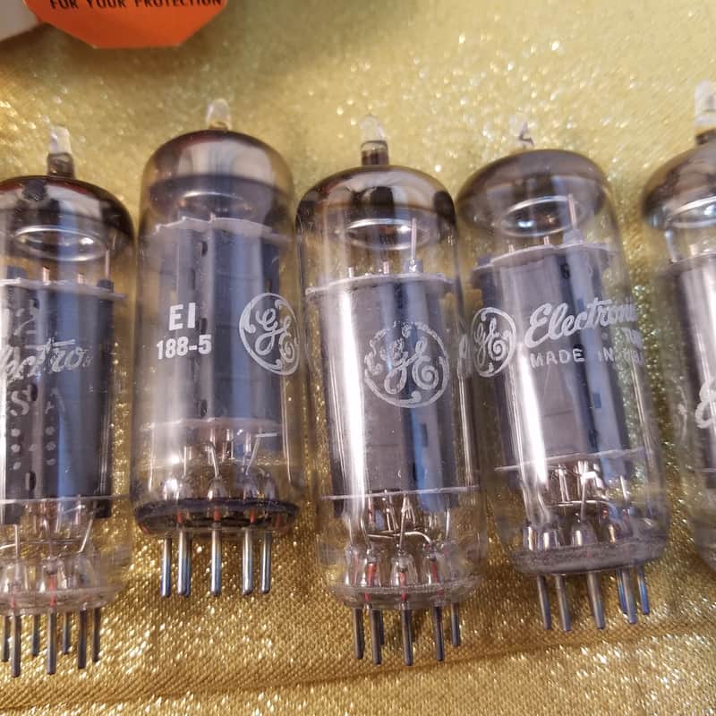 G.E ONE (1) 12BH7A tNOS AT1000 TESTED Vacuum Tube T4 long flat RCA-style plate 12BH7 dual triode 1968-1976 image 1