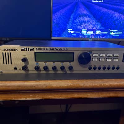 Digitech 2112 Tube Preamp Effects Processor with Upgraded 2120 Firmware image 1