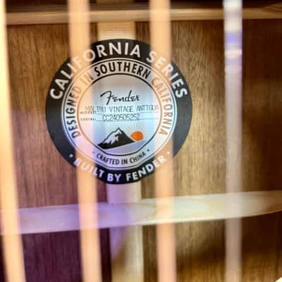 Fender Limited Edition California Vintage Malibu with Case, Antigua Pickguard, Antigua image 7