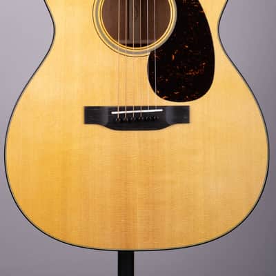 Martin 000-18 Standard Series Acoustic Guitar - Natural with Aging Toner image 1
