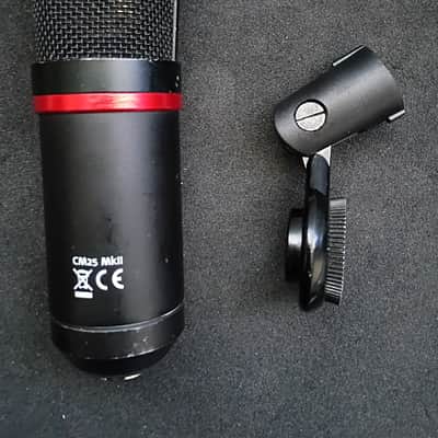 Focusrite Scarlett Solo 2nd Gen USB Audio Interface with CM 25 MkII Studio Microphone image 7