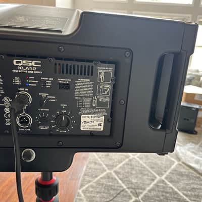 (4) QSC KLA12 KLA Series 12" Powered Line Array Speakers with Bags image 5