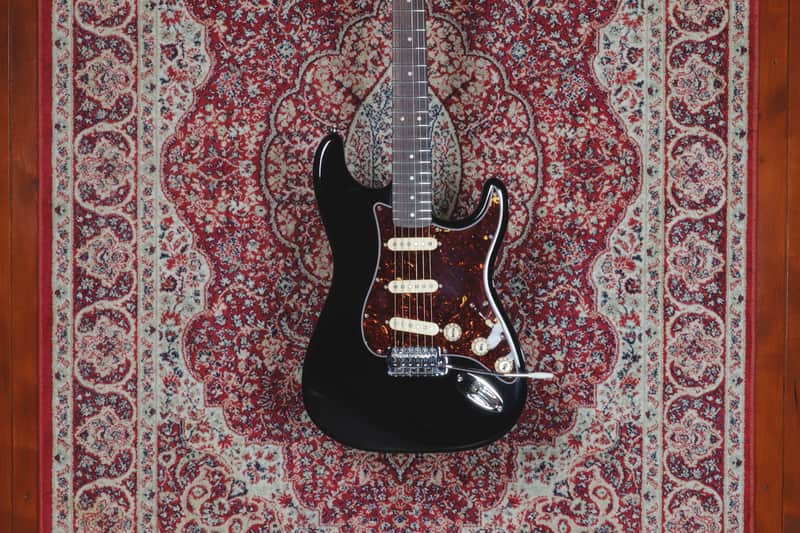 Squier Bullet Stratocaster 2010 - Black image 1