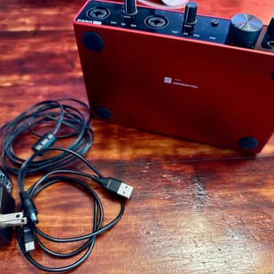 Focusrite Scarlett 8i6 3rd Gen USB Audio Interface 2019 - Present - Red / Black image 4