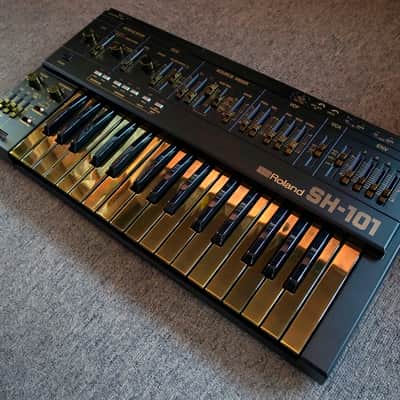 Roland SH-101  black & gold custom by ghostinmpc image 2