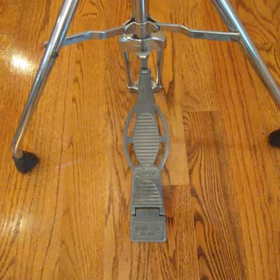 Ludwig Vintage spur lok hi hat stand 1970s original clutch excellent condition image 6