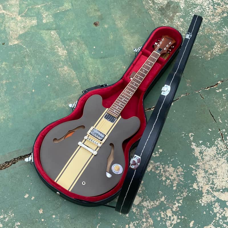 2018 Epiphone Tom Delonge Signature ES-333 Brown with Cream St…
