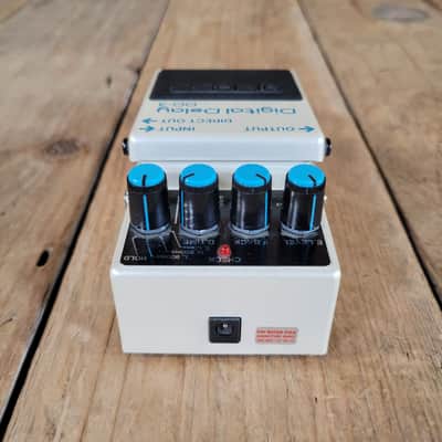 Boss 2011 DD-3 Digital Delay Pedal, Taiwan, Excellent image 4