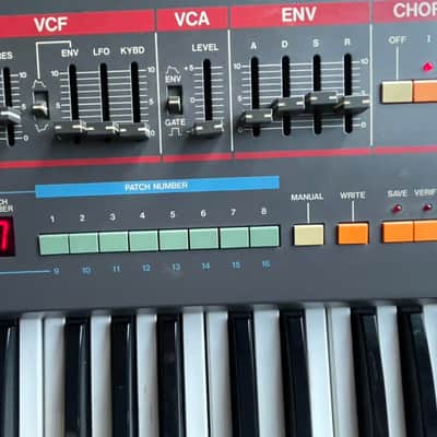 Roland Juno-106 61-Key Programmable Polyphonic Synthesizer 1984 - 1985 - Black image 3