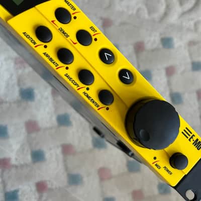E-MU Systems Orbit-3 Rackmount 128-Voice Super Synth 2001 - Yellow image 9