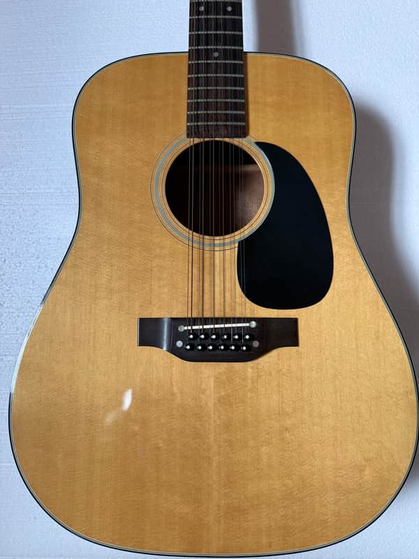 Takamine EF385 1990 Pro Series, Built in Japan during Takamine’s golden era, this model showcases the company’s outstanding craftsmanship and rich, shimmering tone that made it a favorite among professionals. image 1