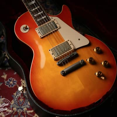 Gibson USA Custom Shop 58' R8 Reissue Les Paul Washed Cherry Sunburst image 8