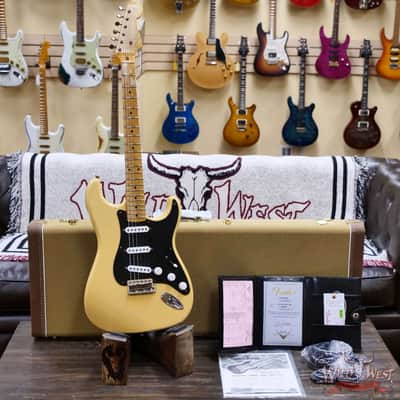 Fender Custom Shop Limited Edition 70th Anniversary 1954 Hardtail Stratocaster Journeyman Relic Nocaster Blonde with Black Pickguard 7.20 LBS image 6