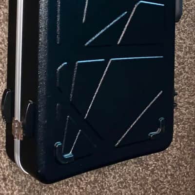 EVH Wolfgang Hard shell electric guitar Case 2010s - Black image 4