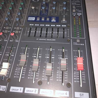 Yamaha MX12/4 mixing console 2006 - Grey image 9
