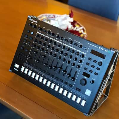 3d Studio Furniture Roland Tr8s Stand - Synth stand image 6