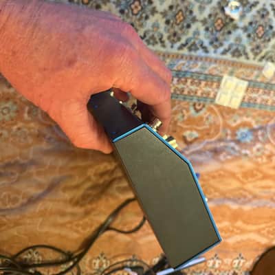 Boss GM-800 Guitar Synthesizer 2023 - Present - Blue image 4