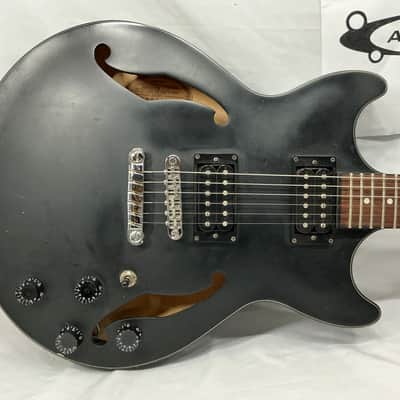 Ibanez Artcore AM73B Semi-Hollow Electric Guitar - Black image 2