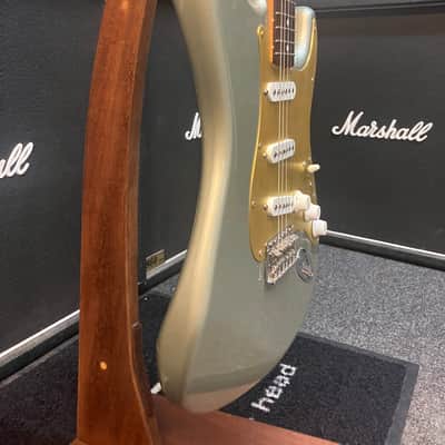 Fender FRS Stratocaster W/ Anodised Pickguard - Silver Sister image 3