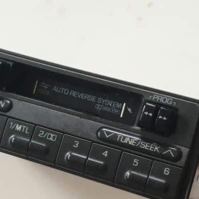 OEM MR123626 Mitsubishi Receiver Factory Radio AM/FM Cassette Deck Stereo image 7