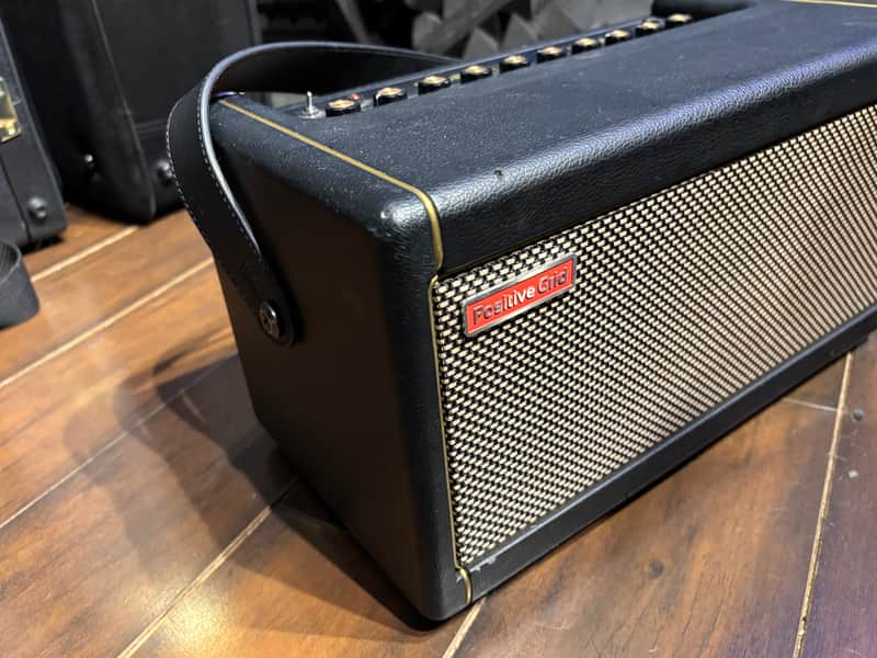 Positive Grid Spark 40 40-Watt 2x4" Modeling Guitar Combo 2020 - Present - Black image 1