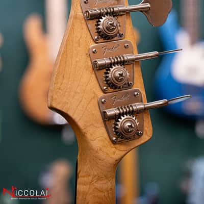 Fender Jazz Bass 3-color Sunburst 1972 Original image 24
