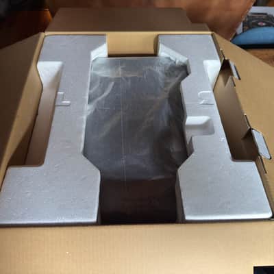 Pioneer CDJ-3000 (Pair) - Excellent condition, boxed image 9