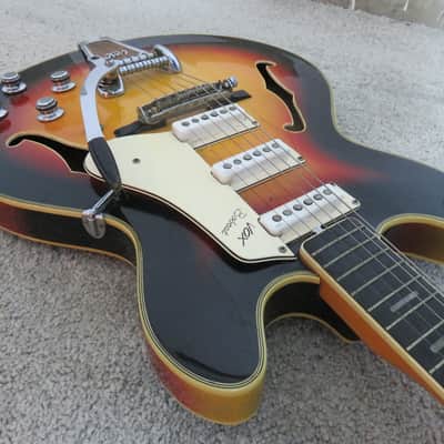 Vintage 1966 Vox Bobcat Guitar Sunburst Very Clean 3 Pick Ups Tremolo Wow image 5