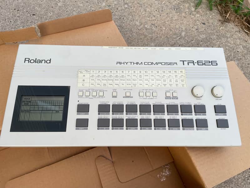 Roland TR-626 Rhythm Composer 1980s - White image 1