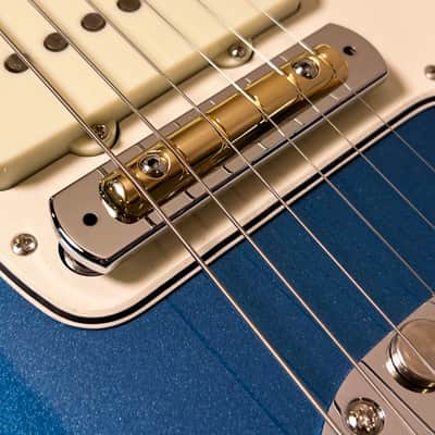 THORN Brass Knuckle 2  - Replacement bridge for Jazzmaster/Jaguar/Mustang - Polished or Aged image 1