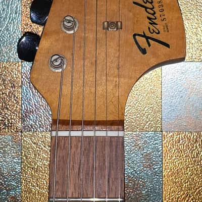 Vintage '77 Fender Musicmaster w/Hardcase! image 5