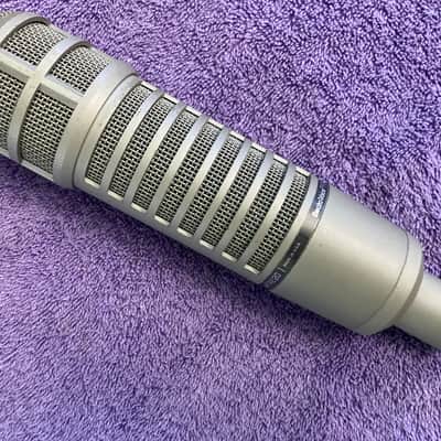 Electro Voice RE20 Dynamic Microphone to restore or for parts Not Completely Dead please read