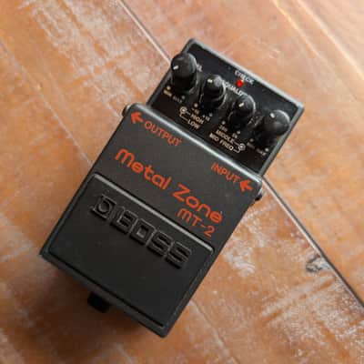 BOSS MT-2 Metal Zone Guitar Distortion Effect Pedal Used NO Issues Great Pedal! image 2