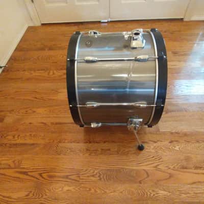 Tama Vintage made in Japan Rockstar 22 x 16 bass drum very clean image 7
