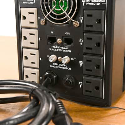 Tripp Lite OMNI1500LCDT 1500VA UPS Battery Backup Surge Protector CG01ZR6 image 8