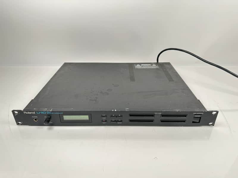 Roland U-110 MIDI PCM Sound Source Module Synthesizer Vintage image 1