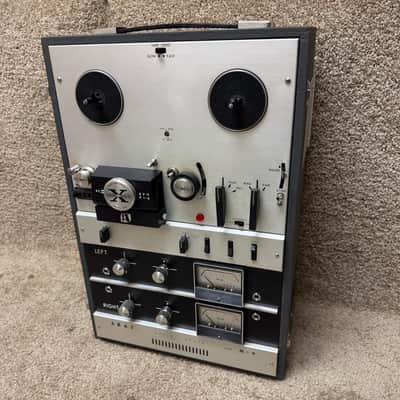Akai M-9 Stereo Reel-to-Reel 1/4 inch Tape Recorder Machine image 1
