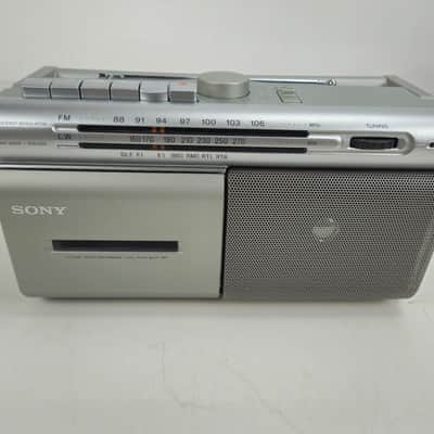 Sony - CFM-20L - Radio Cassette recorder - As New image 5