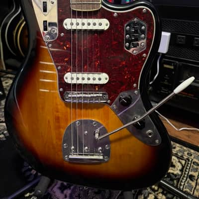 Squier Classic Vibe '70s Jaguar 2018 - Present 3-Tone Sunburst image 3