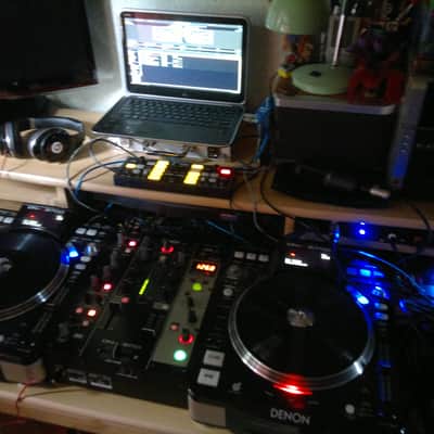 Denon 2x DN-S3700 and DN-X600 2012 Black image 2