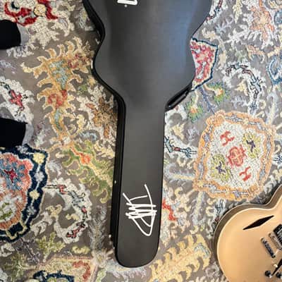 Gibson Custom Shop Dave Grohl Signature DG-335  PROTOTYPE # 1 image 5