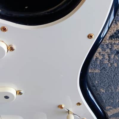 Fender 50th Anniversary American Deluxe Stratocaster 2004 - Sunburst image 12