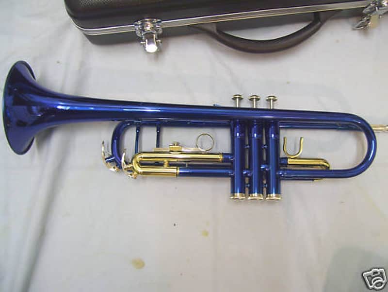 Blue and gold Trumpet with case and mouthpiece image 1