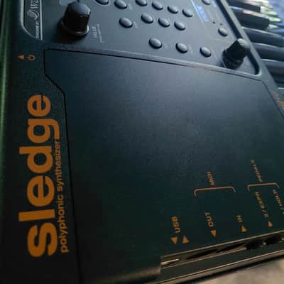 ON SALE NOW - Studiologic Sledge 2.0 - Black Edition - Polyphonic Virtual Analog Synth -MINT image 3