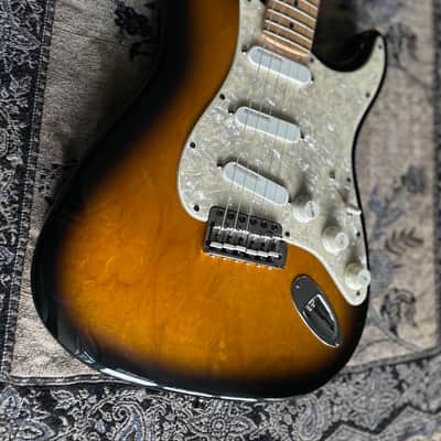 Fender Buddy Guy Signature Stratocaster 1995 (first year) USA Sunburst image 2