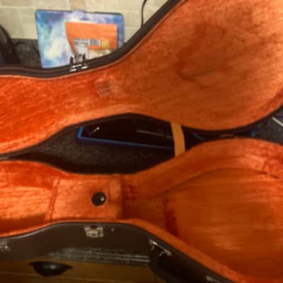 George Washburn original M28 Mandolin case 1980’s image 2