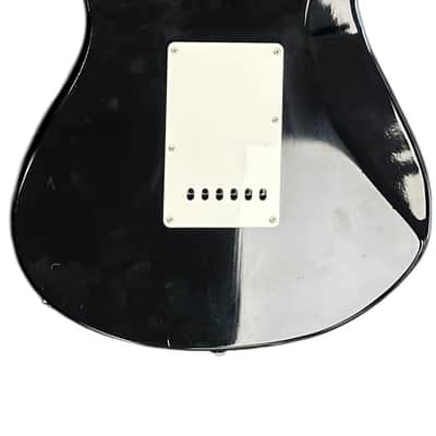 Yamaha Guitar - Electric EG 303 image 4