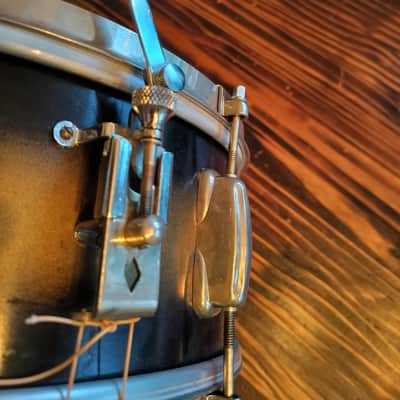 Slingerland No. 152 Student Model Radio King 5.5x14" 8-Lug Snare Drum with 3 pt Strainer mid 50's - Blue/Silver Duco Lacquer image 7